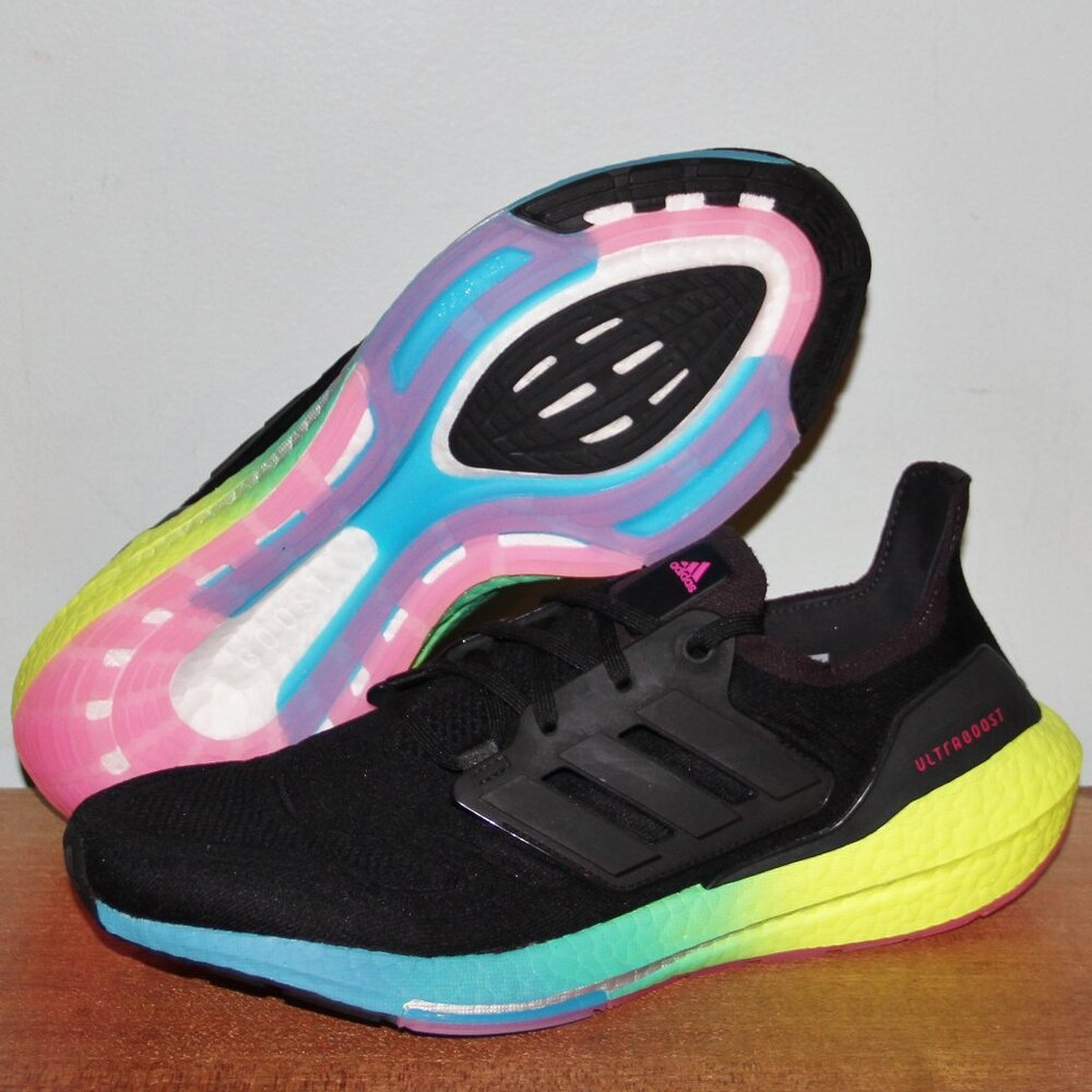 Adidas UltraBoost 22 Running Shoes Black Multi Gradient Mens 11.5